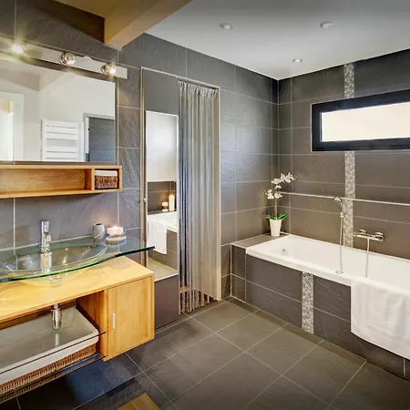 De Rollon - Ovo Network 샬레 톤느